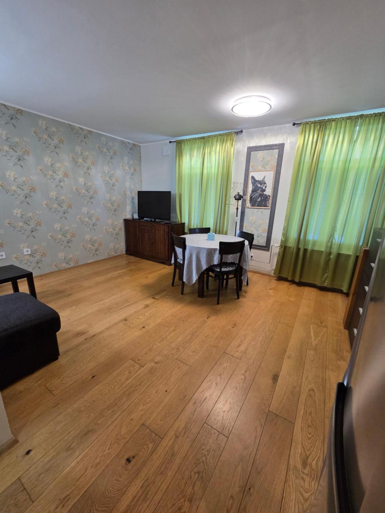 Suur-Ameerika Apartment Ταλίν Δωμάτιο φωτογραφία